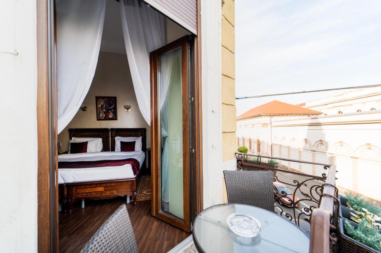 Picasso Boutique Hotel Arad Exteriör bild