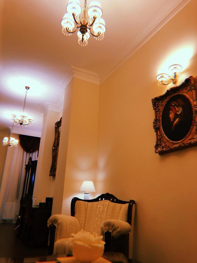 Picasso Boutique Hotel Arad Exteriör bild